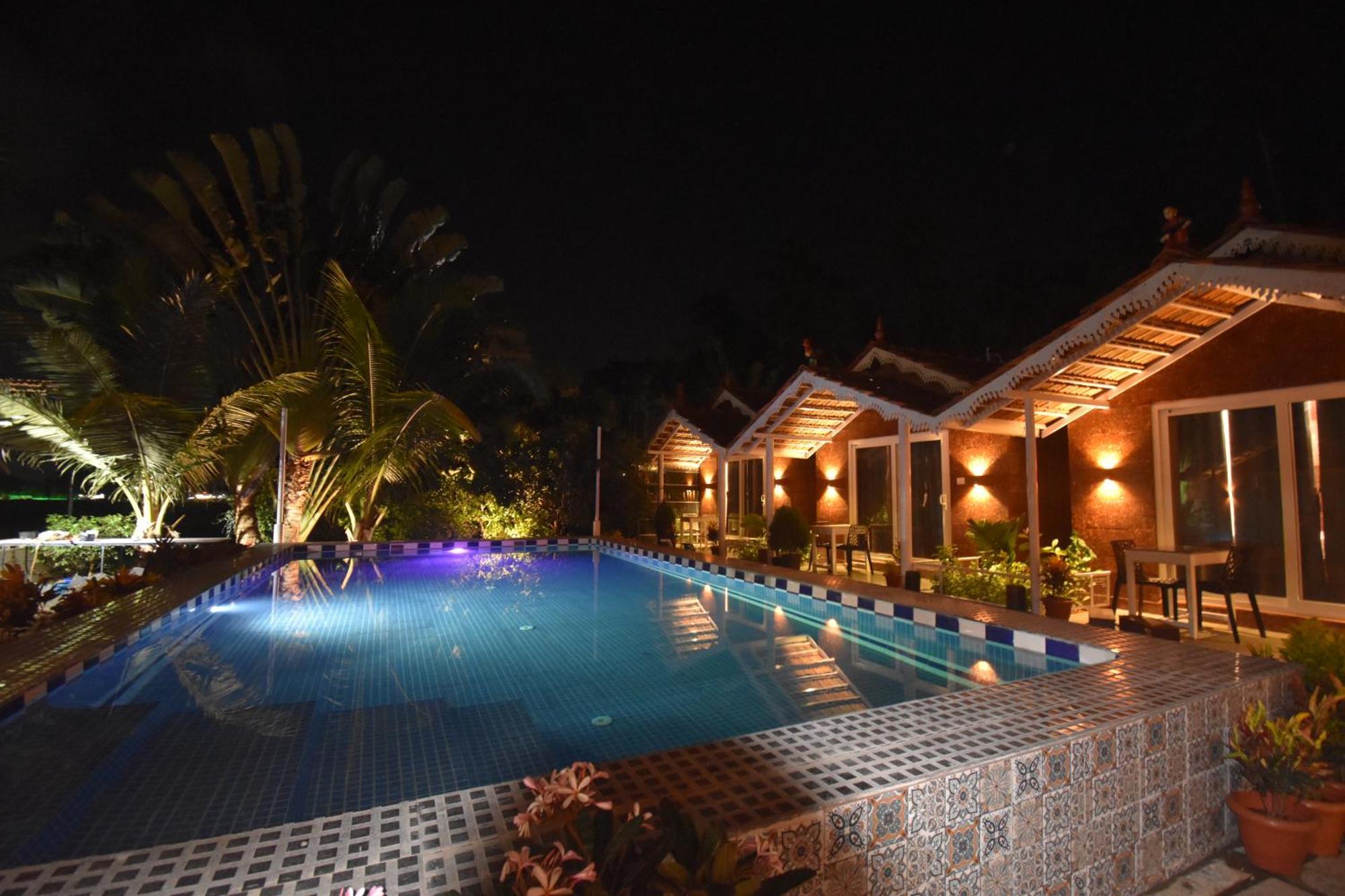 Golden Rice Resort & Cottages Кандолим Екстериор снимка