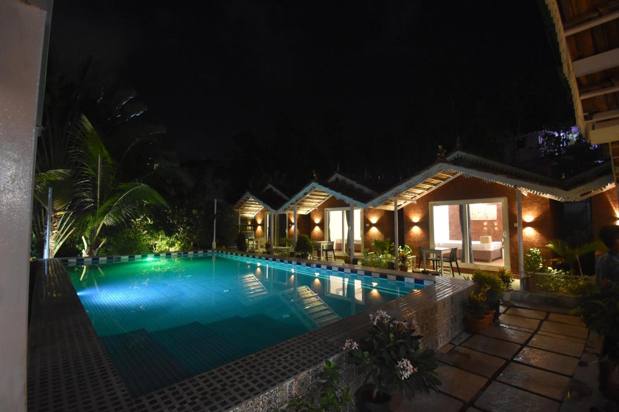 Golden Rice Resort & Cottages Кандолим Екстериор снимка